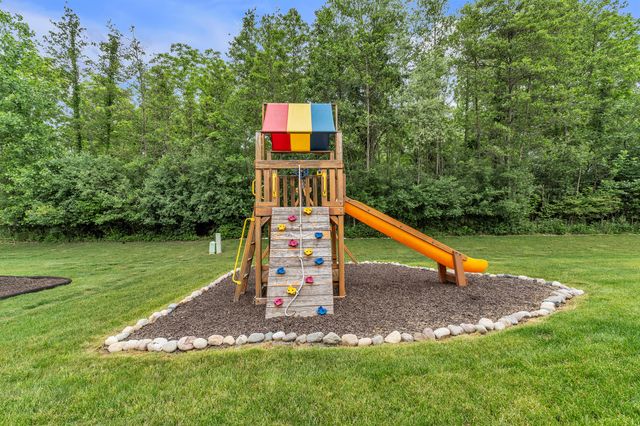 8377 Lindsey Lane, Canton Twp, MI 48187