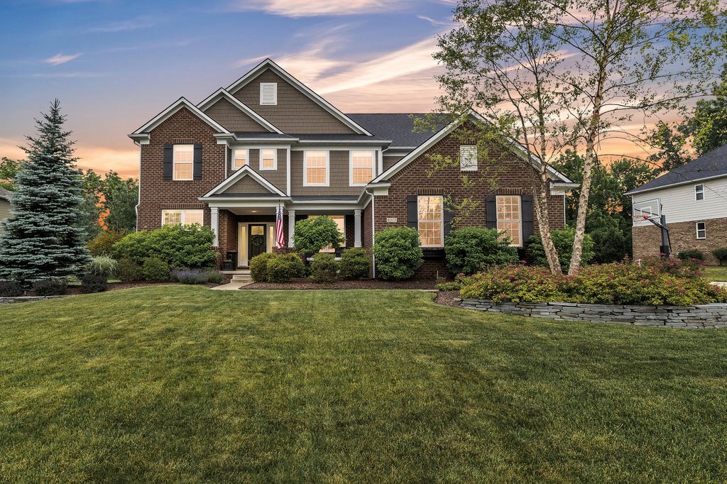 8377 Lindsey Lane, Canton Twp, MI 48187