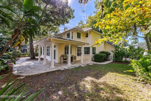 905 SHIPWATCH Drive E, Jacksonville, FL 32225