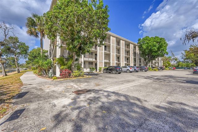 4850 NW 29th Court 125, Lauderdale Lakes, FL 33313