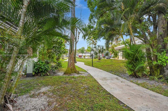 4850 NW 29th Court 125, Lauderdale Lakes, FL 33313