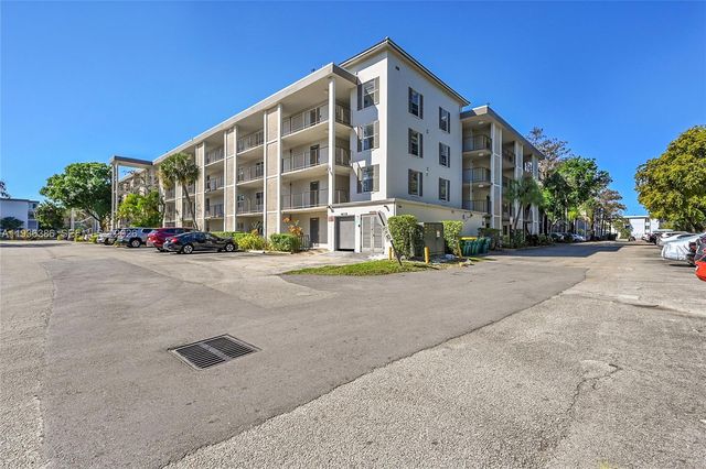 4850 NW 29th Court 125, Lauderdale Lakes, FL 33313
