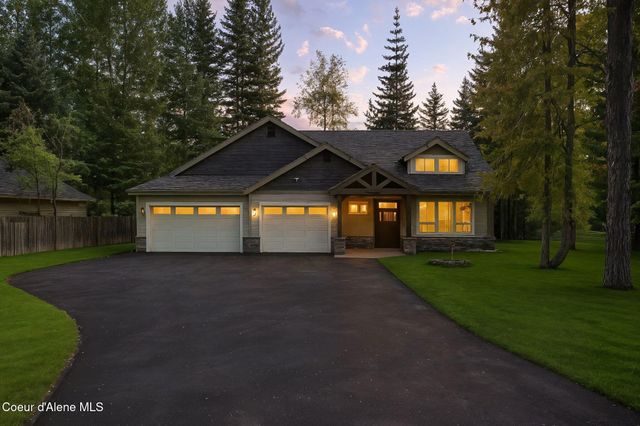 1047 Comeback Bay Ln, Sagle, ID 83860