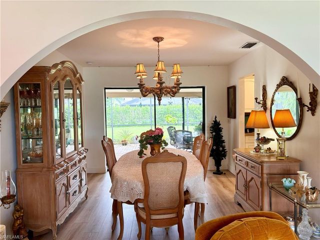 810 El Dorado PKWY W, Cape Coral, FL 33914