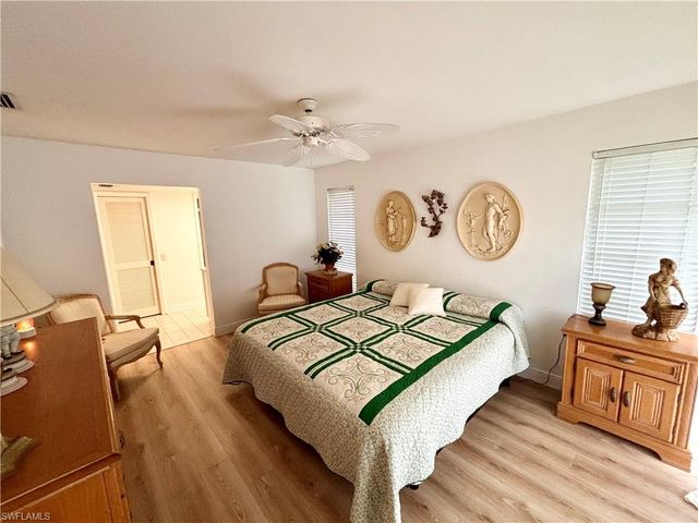 810 El Dorado PKWY W, Cape Coral, FL 33914