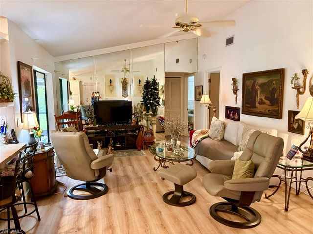 810 El Dorado PKWY W, Cape Coral, FL 33914
