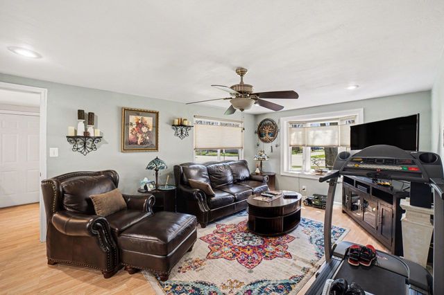 301 N Second Street, Coleman, MI 48618