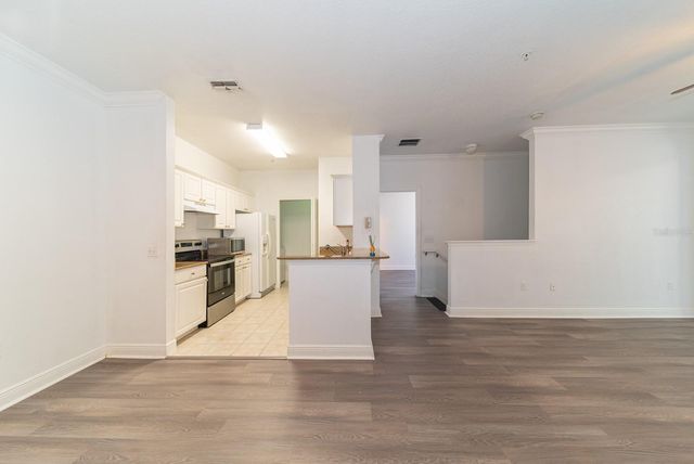 1300 EASTERN PECAN PLACE 208, Winter Garden, FL 34787