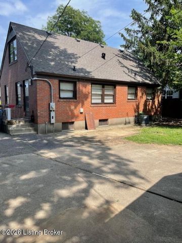 3736 Glenmeade Rd, Louisville, KY 40218