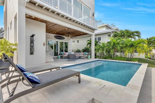 4881 OXFORD DRIVE, Siesta Key, FL 34242