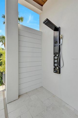 4881 OXFORD DRIVE, Siesta Key, FL 34242