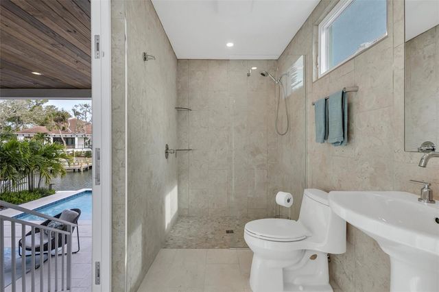 4881 OXFORD DRIVE, Siesta Key, FL 34242