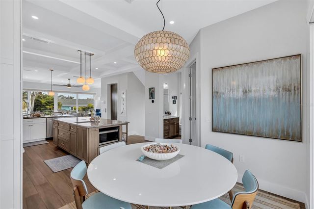 4881 OXFORD DRIVE, Siesta Key, FL 34242