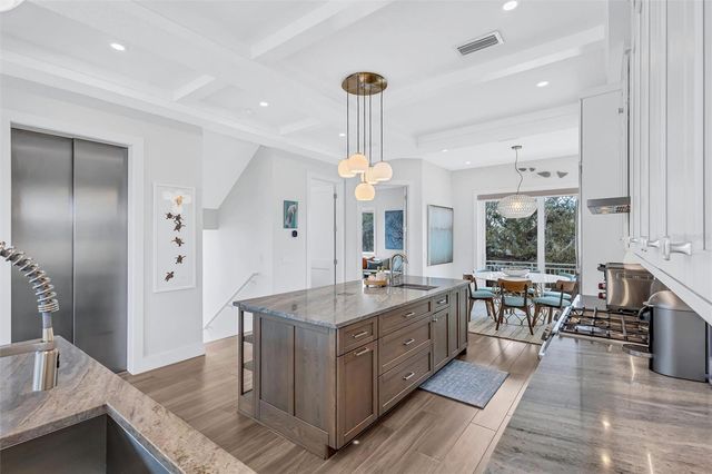 4881 OXFORD DRIVE, Siesta Key, FL 34242