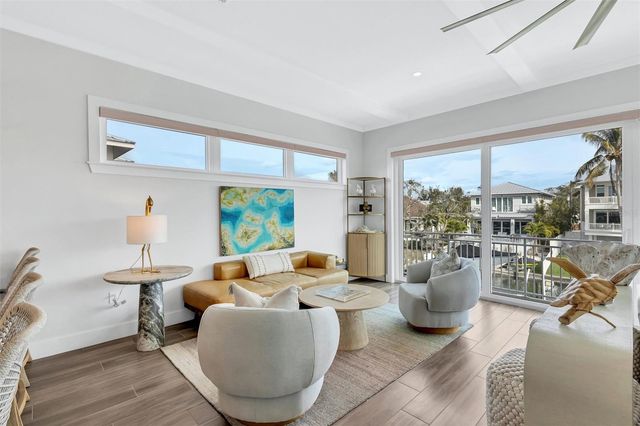 4881 OXFORD DRIVE, Siesta Key, FL 34242