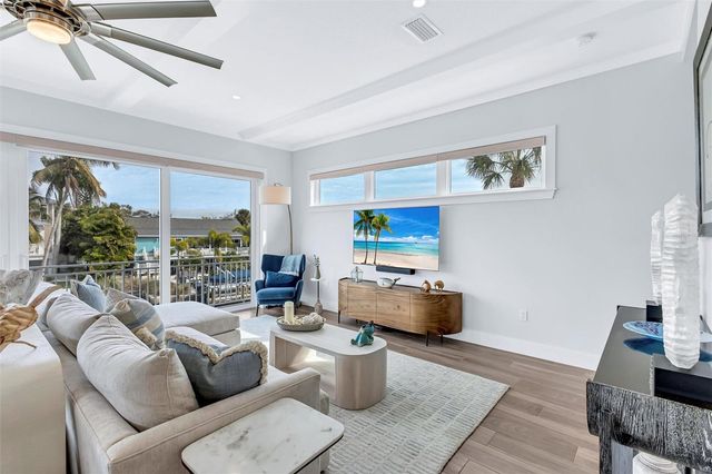 4881 OXFORD DRIVE, Siesta Key, FL 34242