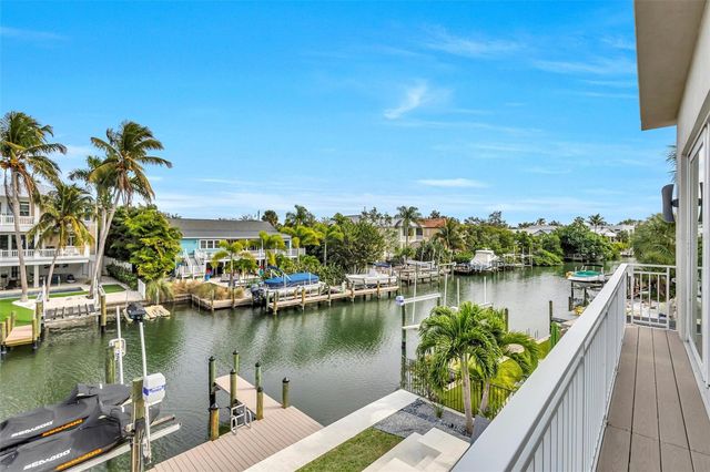 4881 OXFORD DRIVE, Siesta Key, FL 34242