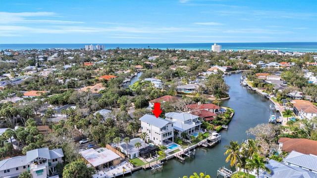4881 OXFORD DRIVE, Siesta Key, FL 34242