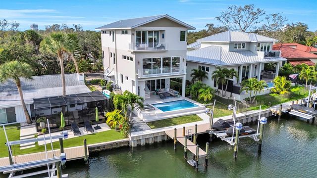 4881 OXFORD DRIVE, Siesta Key, FL 34242