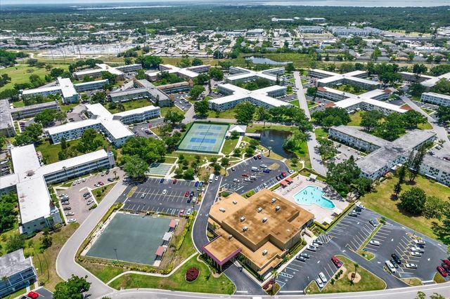 2458 COLUMBIA DRIVE 24, Clearwater, FL 33763