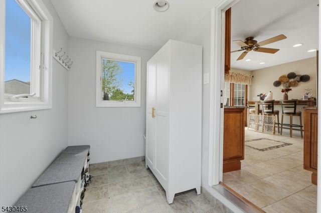 1 Highview Ave, Totowa Boro, NJ 07512