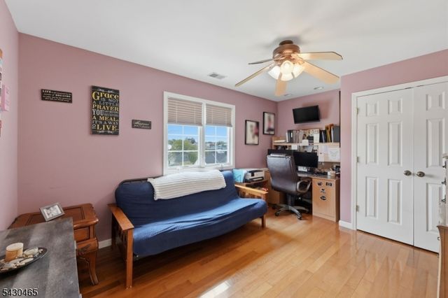 1 Highview Ave, Totowa Boro, NJ 07512