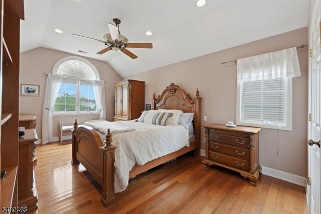 1 Highview Ave, Totowa Boro, NJ 07512