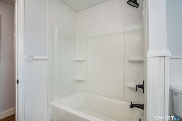 20 Dorothy Street, Milford, CT 06460