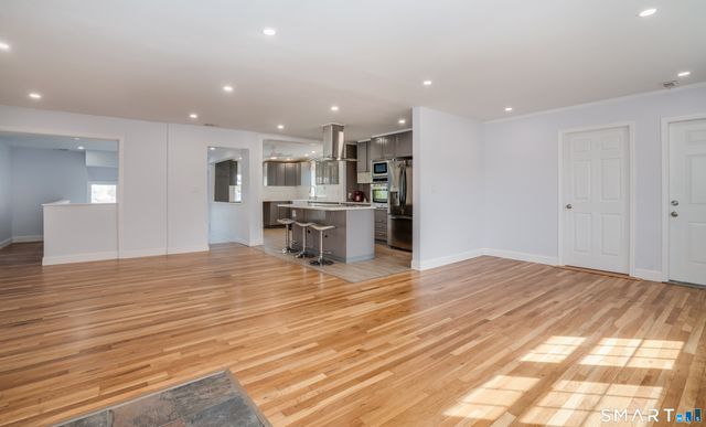 20 Dorothy Street, Milford, CT 06460