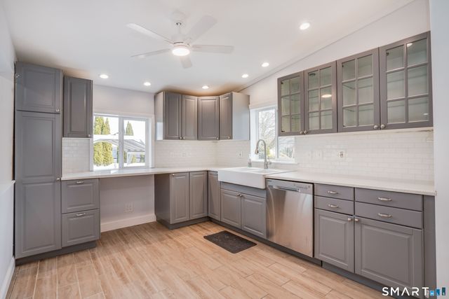 20 Dorothy Street, Milford, CT 06460