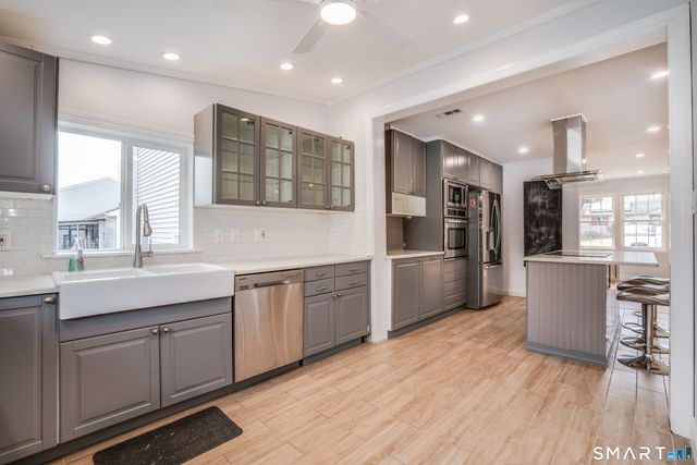 20 Dorothy Street, Milford, CT 06460