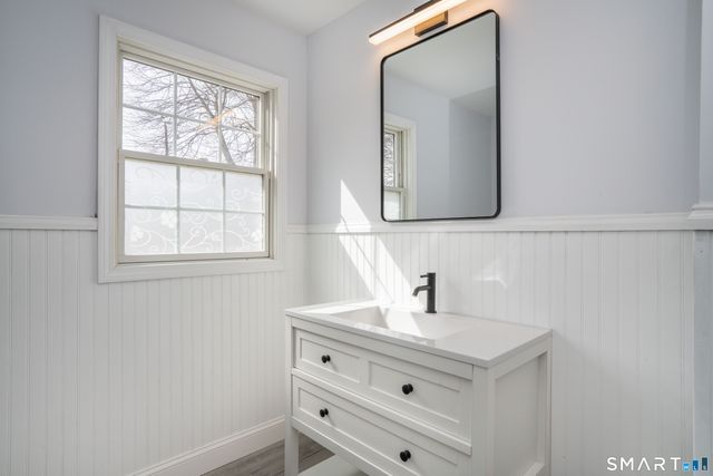 20 Dorothy Street, Milford, CT 06460