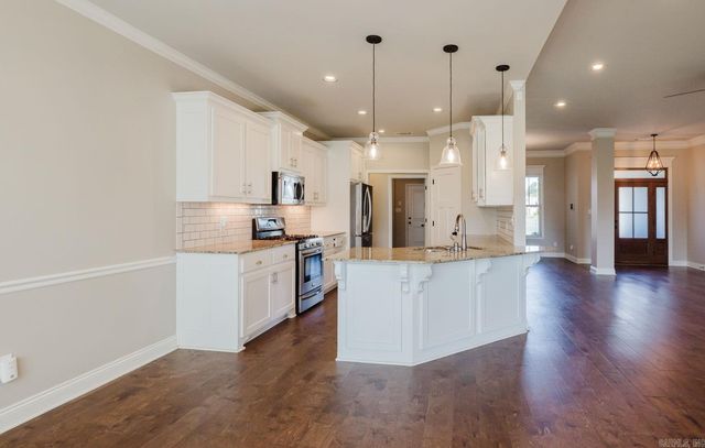 3236 Dapple Gray Road, Benton, AR 72015