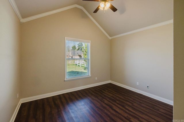 3236 Dapple Gray Road, Benton, AR 72015