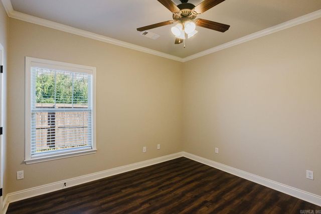 3236 Dapple Gray Road, Benton, AR 72015