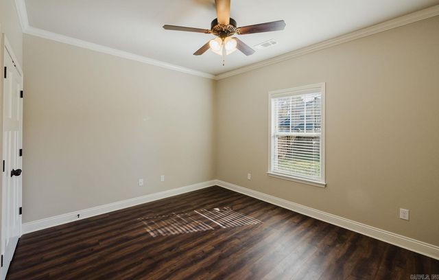 3236 Dapple Gray Road, Benton, AR 72015