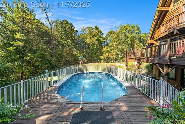 1366 S Baldwin Road, Lake Orion, MI 48360