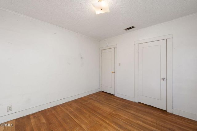 2070 Meridian Avenue, South Pasadena, CA 91030