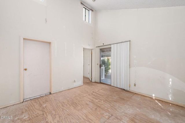 2070 Meridian Avenue, South Pasadena, CA 91030