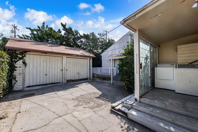 2070 Meridian Avenue, South Pasadena, CA 91030