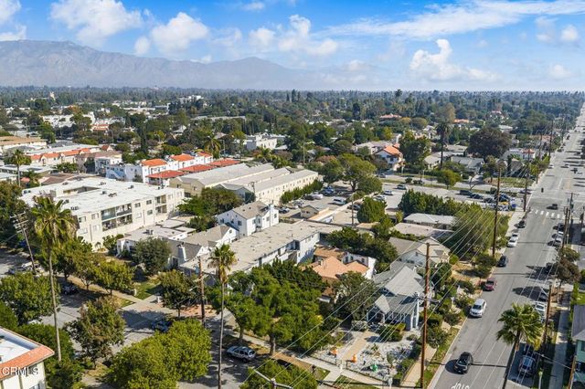 2070 Meridian Avenue, South Pasadena, CA 91030