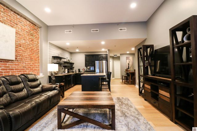 211 Broadway Unit A, Paducah, KY 42001