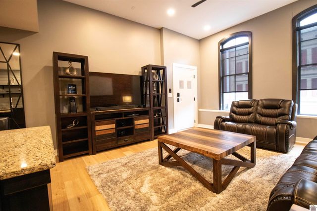 211 Broadway Unit A, Paducah, KY 42001