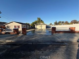 8865 Main, Jurupa Valley, CA 92509