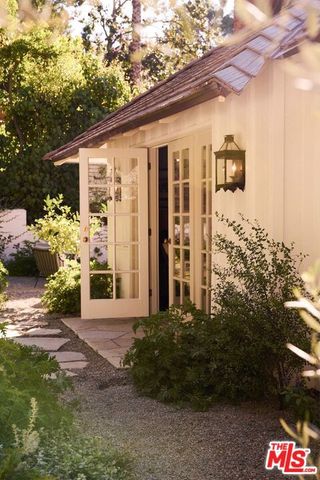 3142 Brookdale Road, Studio City (los Angeles), CA 91604