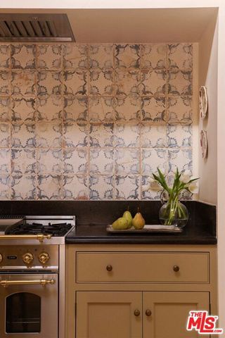 3142 Brookdale Road, Studio City (los Angeles), CA 91604