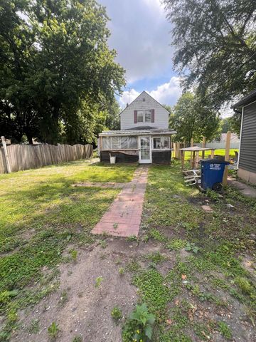 223 Park Street, La Porte, IN 46350