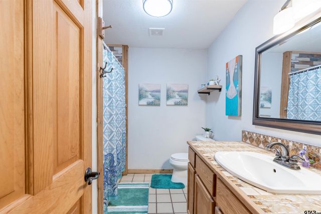 812 An County Road 3194, Frankston, TX 75763