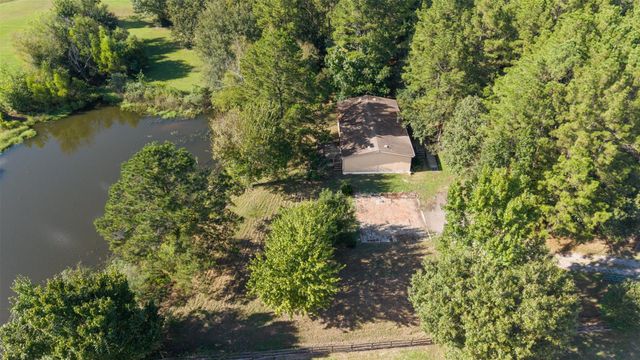9944 Chestnut Court, Montgomery, TX 77316