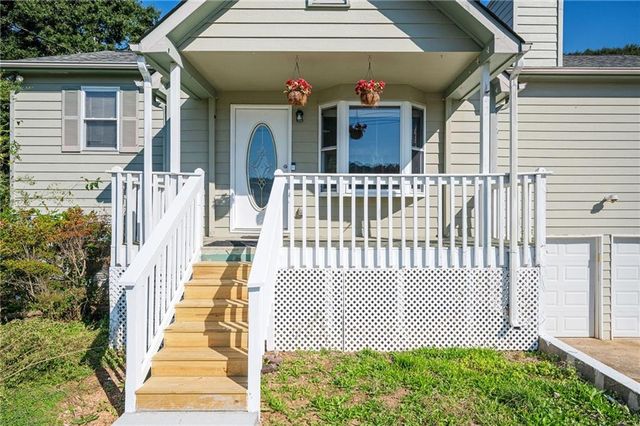 228 Linda Lane, Powder Springs, GA 30127